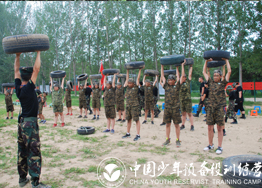 軍事夏令營(yíng)可以給青少年的生活帶來什么激情？